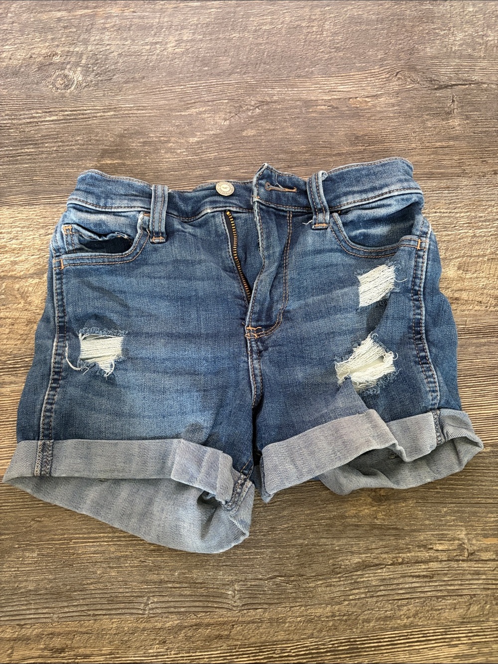 Hollister Distressed Rolled-Hem Denim Shorts - Medium Blue